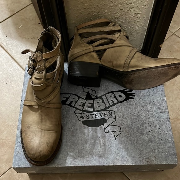 Shoes - Freebird